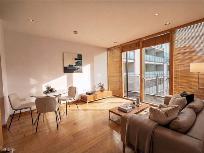 30 Riverstown House, Spencer Dock, IFSC, Dublin 1