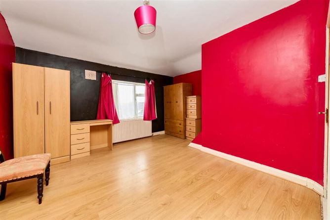 Photo 11 of 16 — 35 Connolly Avenue, Navan, Meath