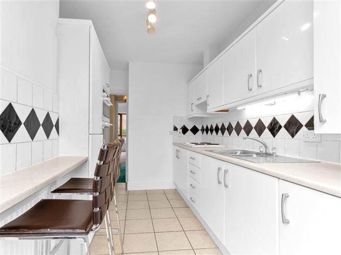 74 Shrewsbury, Ballsbridge, Dublin 4