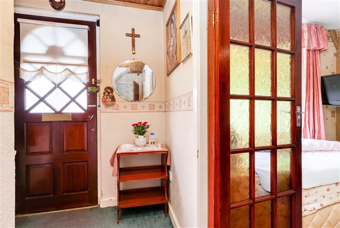 Photo 2 of 16 — 118 La Fanu Road, Ballyfermot, Dublin 10