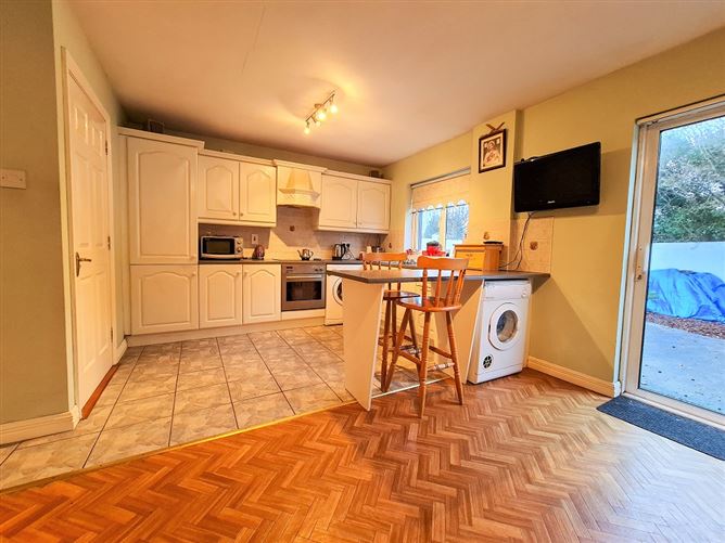 No. 20 Meadow Park, Westport Road , Castlebar, Mayo