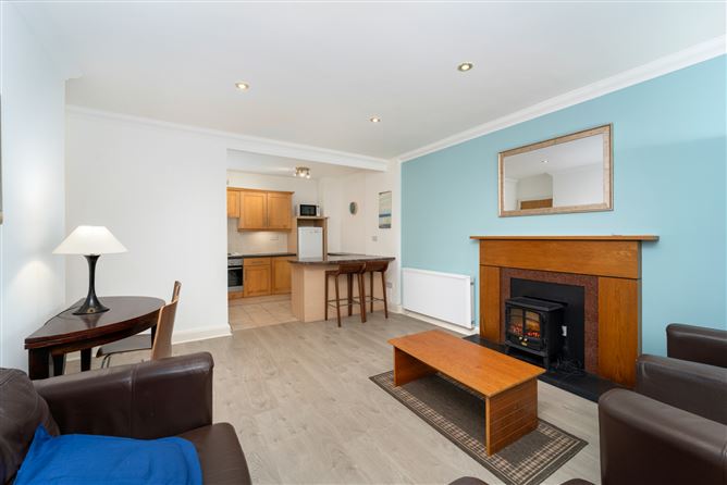 Apartment 6, DE VESCI HOUSE, Dun Laoghaire, County Dublin