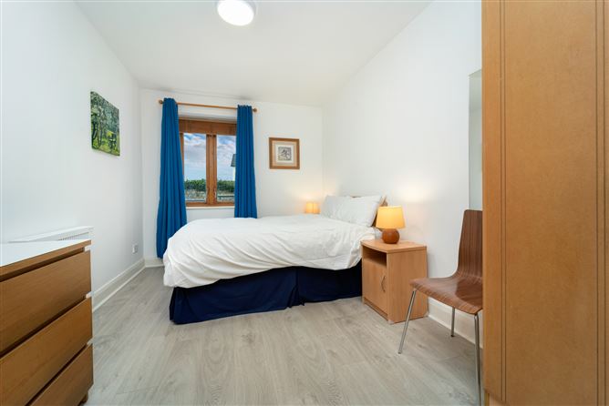 Apartment 6, DE VESCI HOUSE, Dun Laoghaire, County Dublin