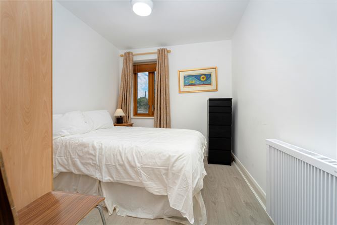 Apartment 6, DE VESCI HOUSE, Dun Laoghaire, County Dublin