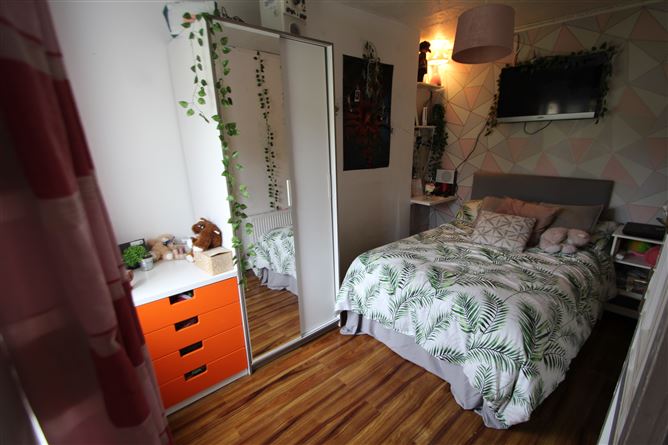 1 Saint Joseph's Terrace, Ringaskiddy, Cork