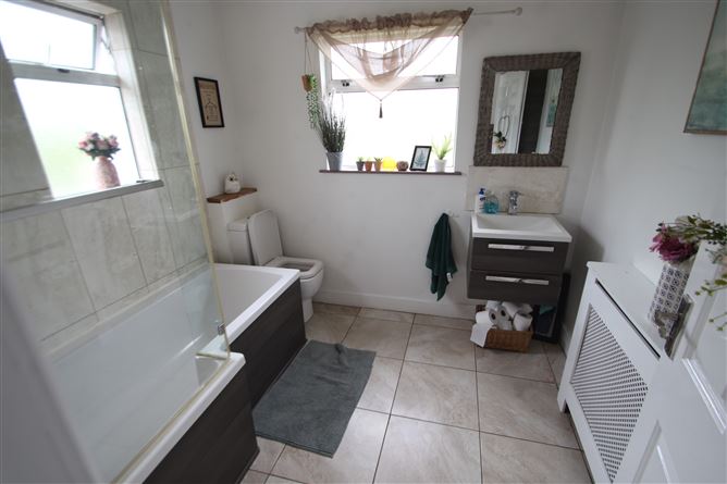 1 Saint Joseph's Terrace, Ringaskiddy, Cork