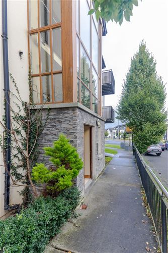 Apartment 73 Slade Castle Avenue, Saggart, Dublin