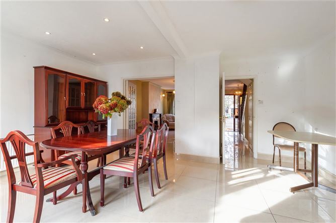 8 Brookvale Downs, Rathfarnham, Dublin 14