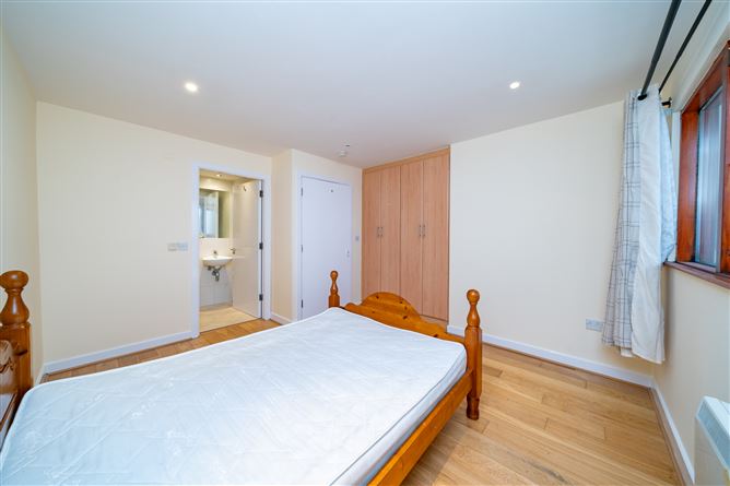 27 Abberley Square, Tallaght, Dublin 24
