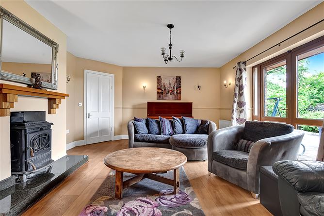 Granite Stone Fronted Residence On c. 0.9 Acre / 0.35 HA., The Dowery, Manor Kilbride, Wicklow