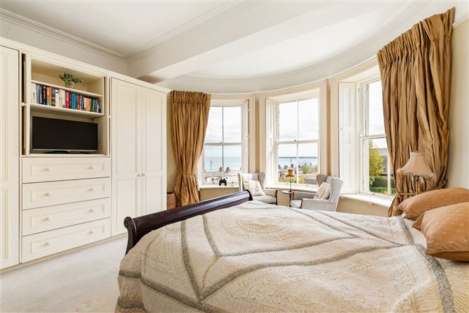 https://photos-a.propertyimages.ie/media/7/6/9/4998967/bb1822d7-6855-4b29-bb55-fd245461bf83_l.jpg