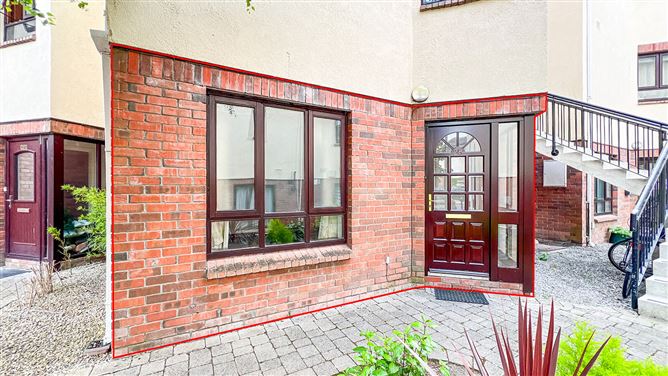 https://photos-a.propertyimages.ie/media/7/6/9/5006967/75f2b7f4-2114-4bd7-b74e-2d6f93cfb61b_l.jpg