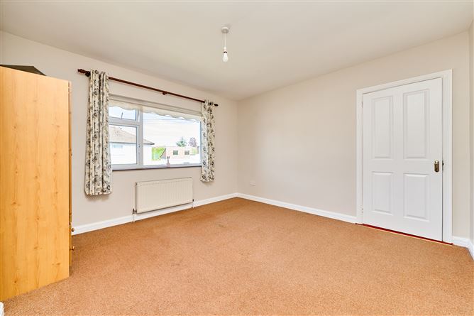Photo 14 of 23 — Sunmount, 25 Lynn Avenue, Mullingar, Westmeath