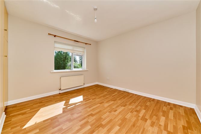 Photo 15 of 23 — Sunmount, 25 Lynn Avenue, Mullingar, Westmeath