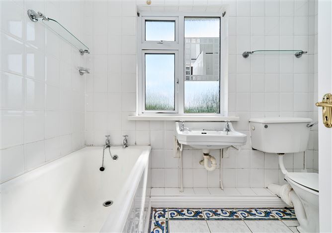Photo 18 of 23 — Sunmount, 25 Lynn Avenue, Mullingar, Westmeath