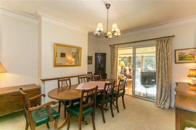 27 Lawnswood Park, Stillorgan, Co. Dublin