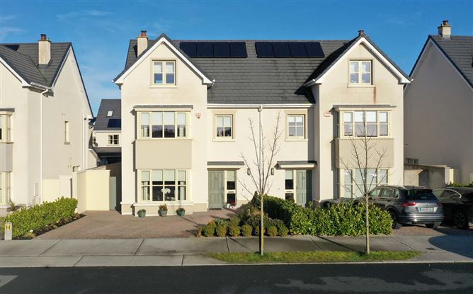 Main image for 12 The Drive, Piper's Hill, Naas, Kildare