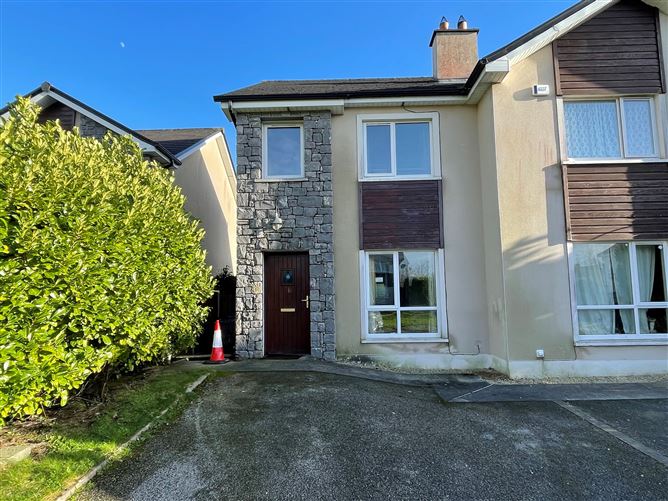 Main image for 9 Cuirt Bhreac, Galway road , Gort, Galway
