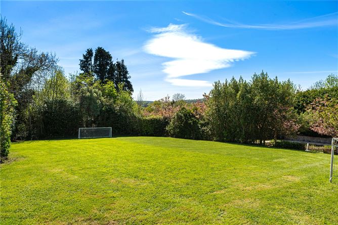 Cedar Hill, Ballycorus Road, Kilternan, Dublin 18