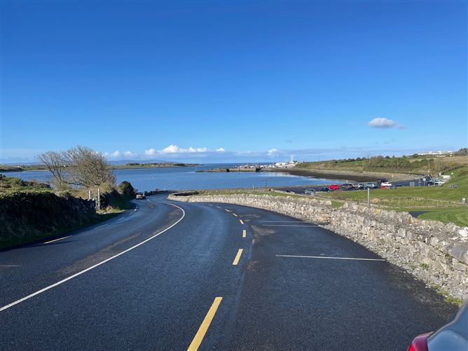 90 Renville Village, Oranmore, Galway