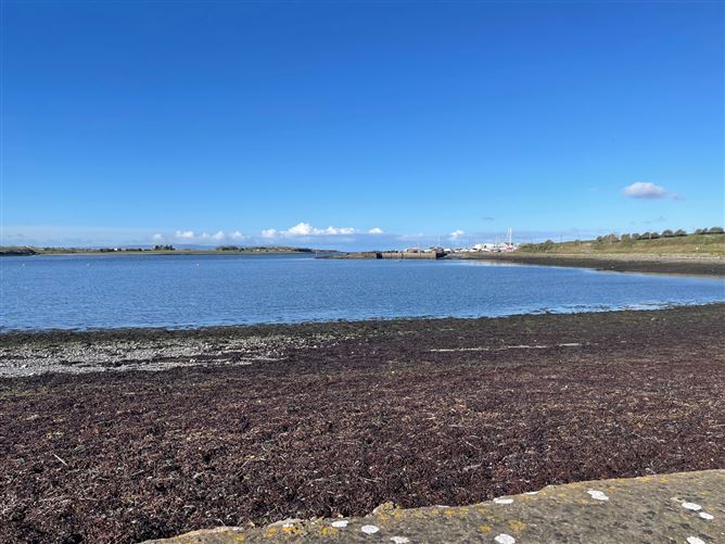 90 Renville Village, Oranmore, Galway