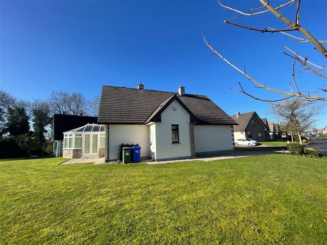90 Renville Village, Oranmore, Galway