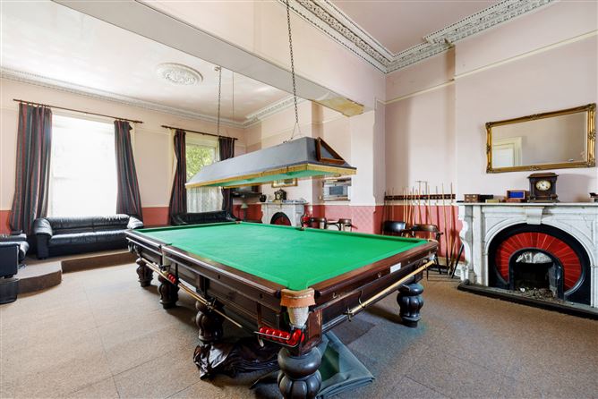 The Suburban Club, 4 Florence Terrace, Florence Road, Bray, Co. Wicklow