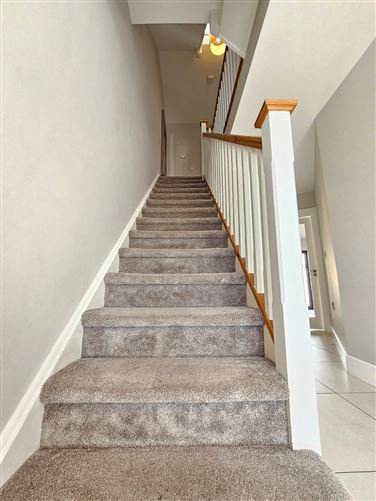 43 Meadow View, Clarecastle, Ennis, Co. Clare