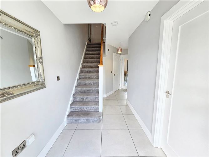 43 Meadow View, Clarecastle, Ennis, Co. Clare