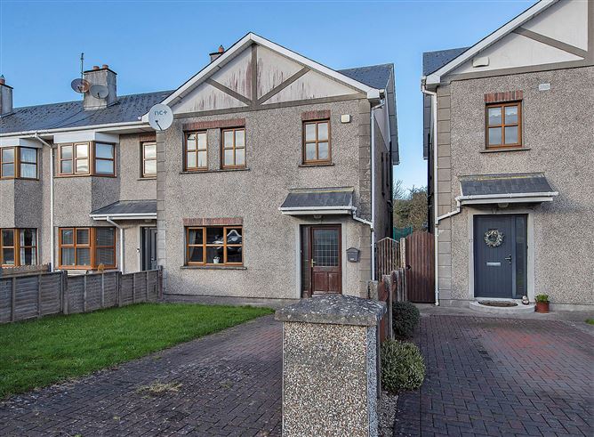 18 Knocknagranagh Court, Ballinroad, Dungarvan, Co. Waterford
