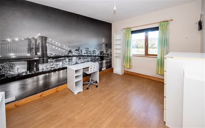 18 Knocknagranagh Court, Ballinroad, Dungarvan, Co. Waterford