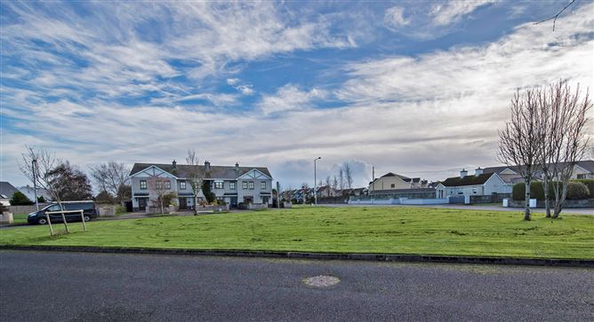 18 Knocknagranagh Court, Ballinroad, Dungarvan, Co. Waterford