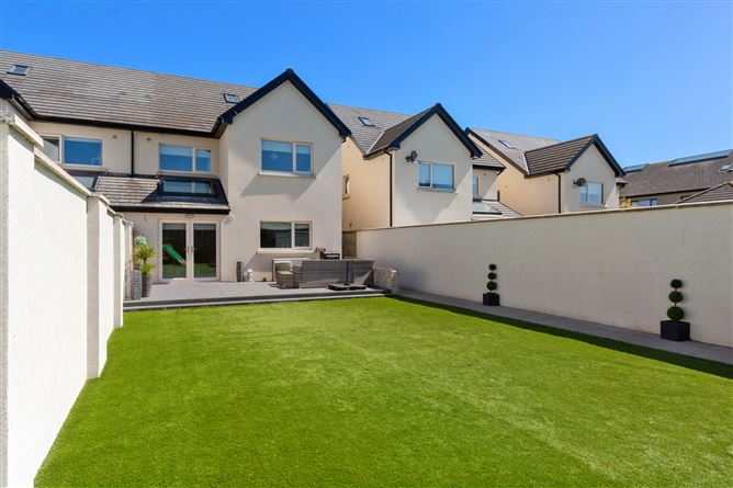 8 The Grange, Louisa Valley, Leixlip, Co. Kildare