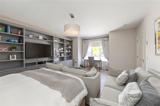 8 The Grange, Louisa Valley, Leixlip, Co. Kildare