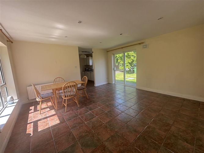 3 The Village, Eastham Road, Bettystown, Co. Meath
