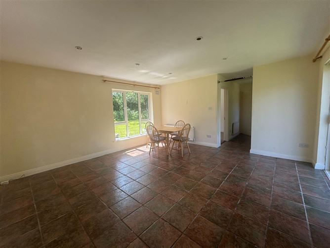 3 The Village, Eastham Road, Bettystown, Co. Meath