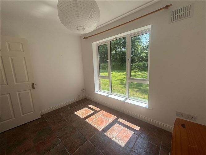 3 The Village, Eastham Road, Bettystown, Co. Meath