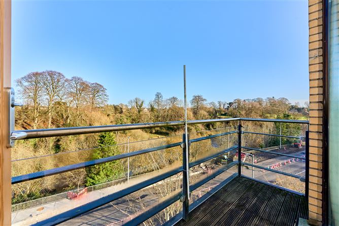 107 Academy Square, Academy Street, Navan, Meath