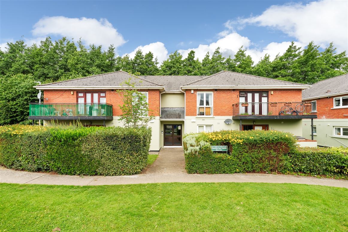 6 Curragh Hall Wood, Tyrrelstown, Dublin 15