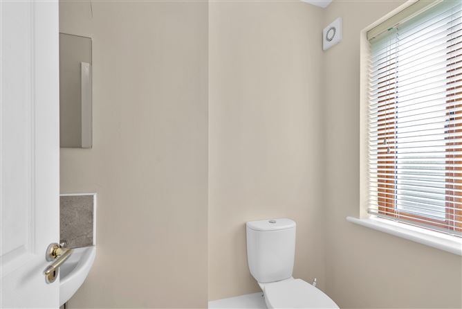 Photo 11 of 22 — 2 Mullawn Crescent, Tullow, Co. Carlow