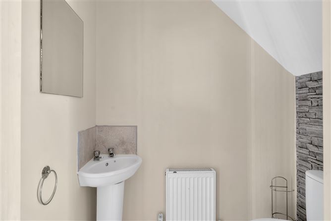 Photo 8 of 22 — 2 Mullawn Crescent, Tullow, Co. Carlow