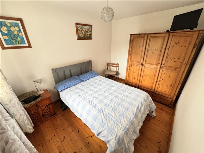 Photo 14 of 19 — 204 Bluebell Woods, Oranmore, Galway