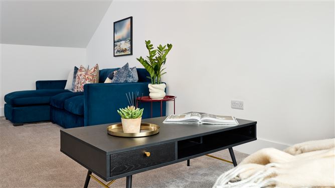 https://photos-a.propertyimages.ie/media/7/7/1/4334177/d97d8306-d49f-4ec2-b3a4-599e782f57c8_l.jpg