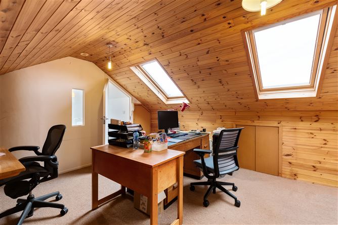 30 Villarea Park, Glenageary, County Dublin