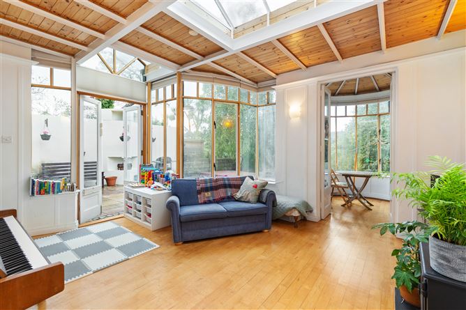 30 Villarea Park, Glenageary, County Dublin