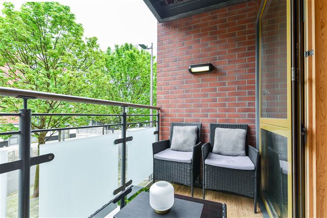 Apt. 202 Longboat Quay South, Grand Canal Dk, Dublin 2
