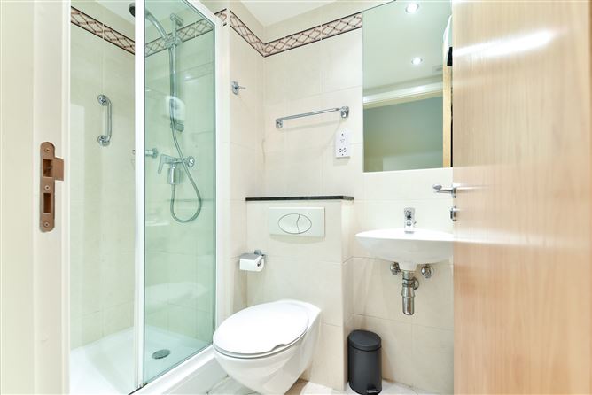 Apt. 202 Longboat Quay South, Grand Canal Dk, Dublin 2
