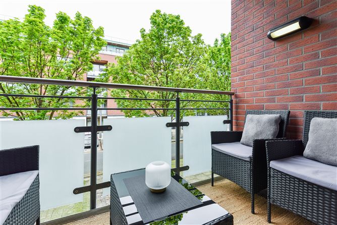 Apt. 202 Longboat Quay South, Grand Canal Dk, Dublin 2