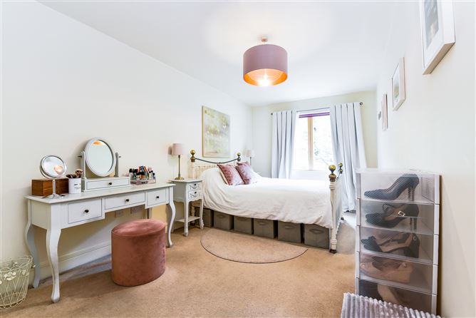Apt. 202 Longboat Quay South, Grand Canal Dk, Dublin 2