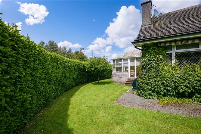 4 Cluny Grove, Killiney, South County Dublin